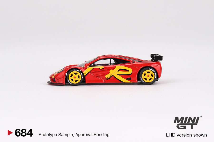 Mini GT: McLaren F1 GTR 1996 Presentation (1:64)