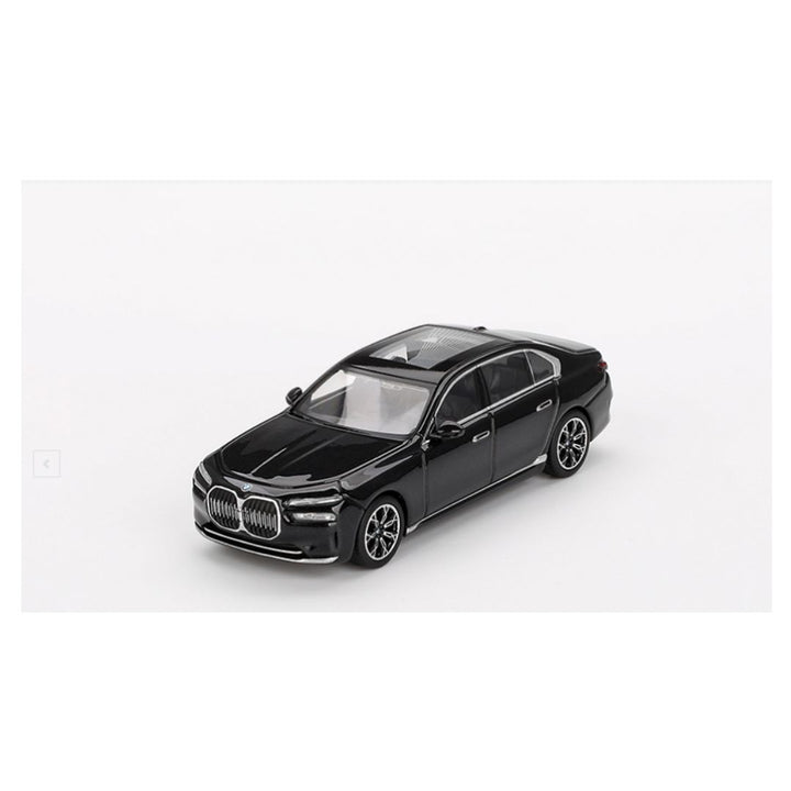 Mini GT #802: BMW i7 eDrive50 Black Sapphire – Krazy Caterpillar