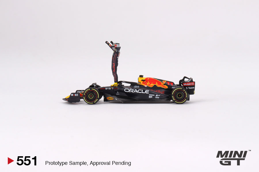 Mini GT Oracle Red Bull Racing RB18 #11 Sergio Pérez 2022 Monaco Prix Winner