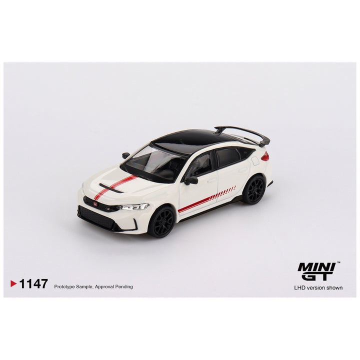 Mini GT #1147: Honda Civic Type R Ultimate Edition – Krazy Caterpillar