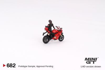 Mini GT #682 Ducati Panigale V4 S w/ Ducati Girl 1:64