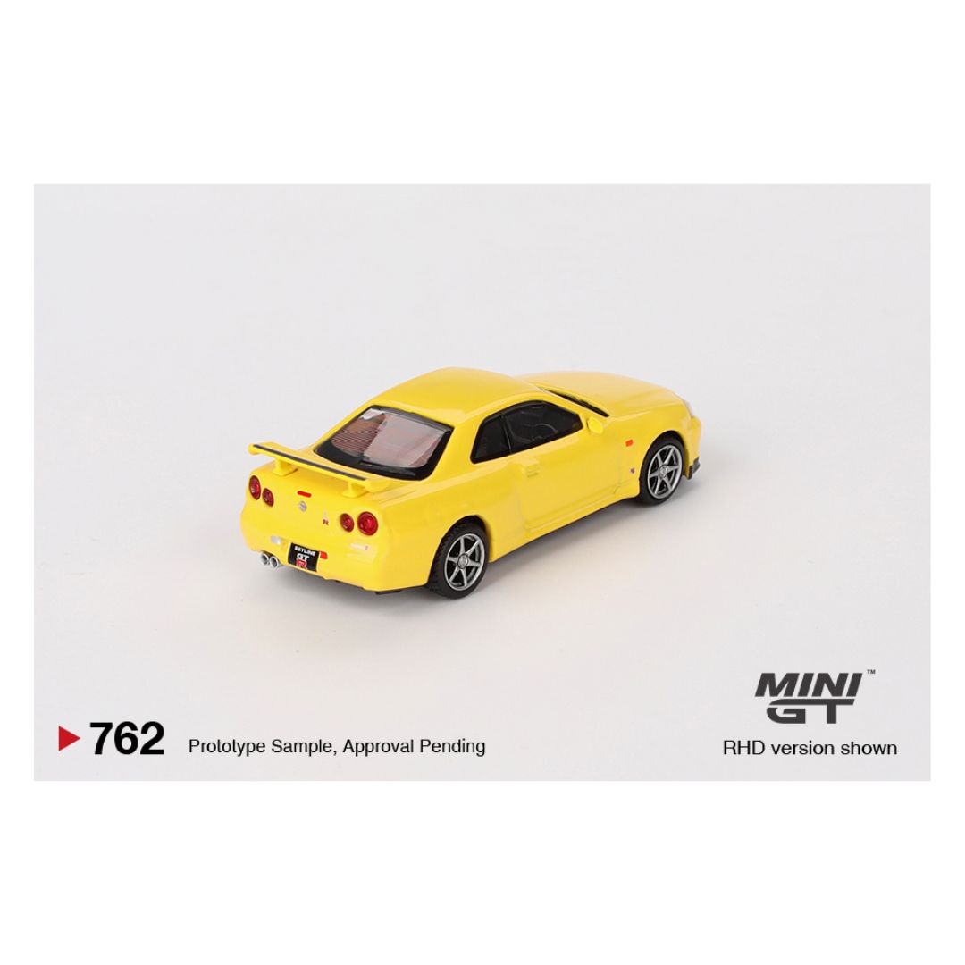 Mini GT #762: Nissan Skyline GT-R (R34) V-Spec Lightning Yellow