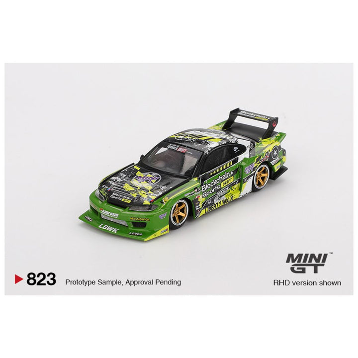 Mini GT #823: Nissan LB-Super Silhouette S15 SILVIA #555 V2 2024