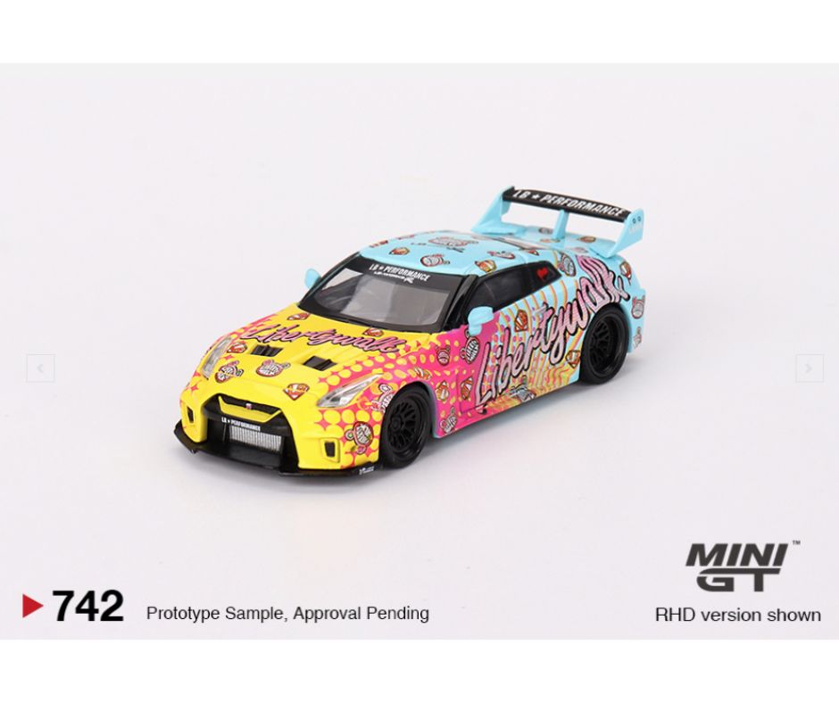 Mini GT #742: LB-Silhouette WORKS GT NISSAN 35GT-RR Ver.1 LBWK KUMA