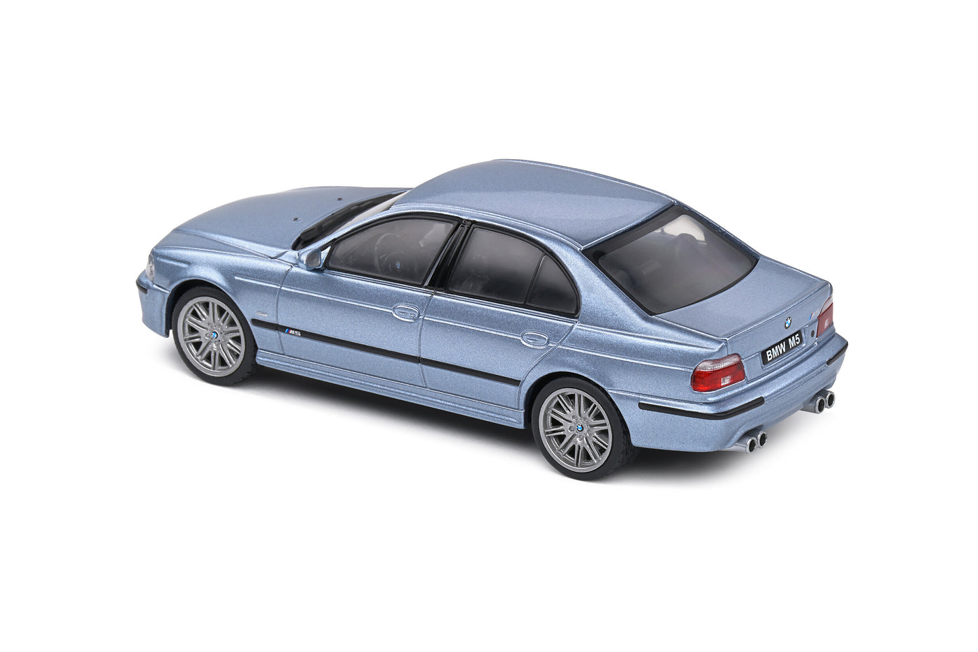 Solido: BMW M5 E39 – Silver Water Blue -2000 (Scale 1:43)