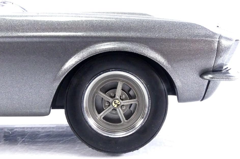 Solido: 1967 Ford Shelby Mustang GT500 grey (1:18) Die-cast Scale Model