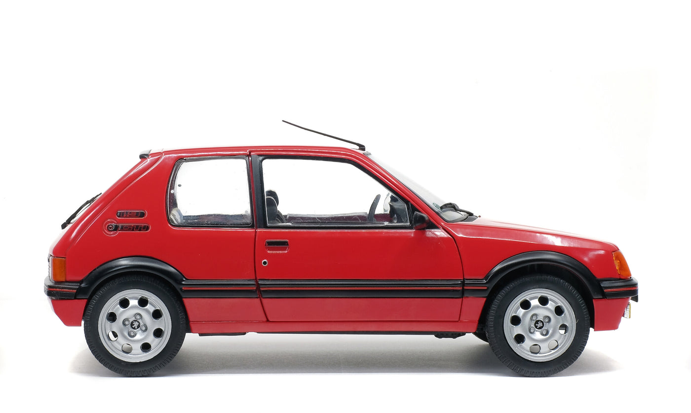 Solido : 1988 Peugeot 205 GTi 1.9L MK I Red Diec-Cast Scale Model (1:18)