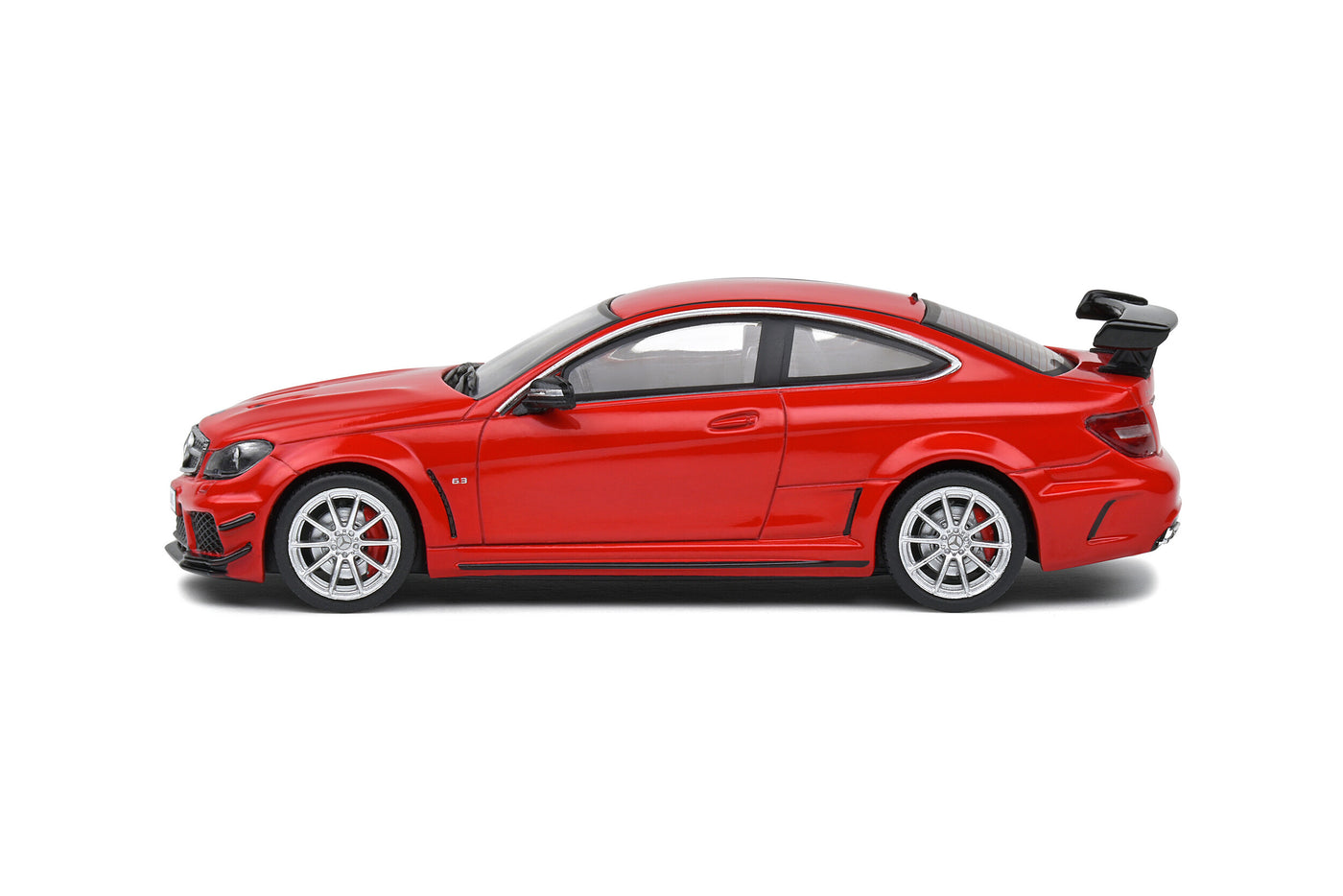 Solido: 2012 Mercedes-Benz C63 AMG Black Series Red 1:43