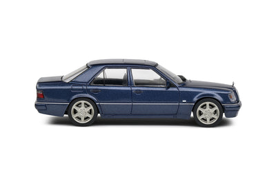 Solido: Mercedes-Benz W124 E60 AMG – Nautical Blue – 1994 (Scale 1:43)