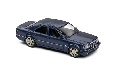 Solido: Mercedes-Benz W124 E60 AMG – Nautical Blue – 1994 (Scale 1:43)