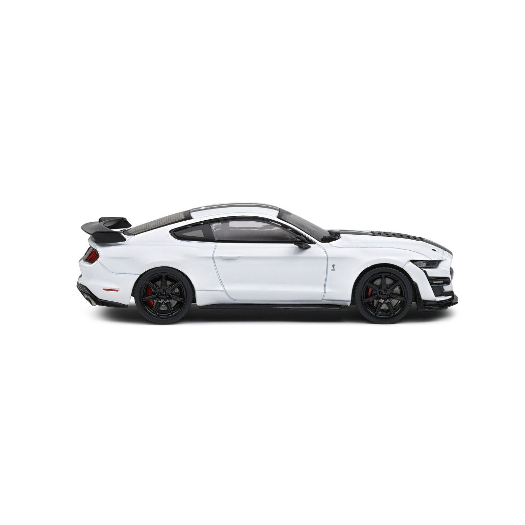 Solido Shelby Mustang GT-500 Fast Track - White (Broken Acrylic case)
