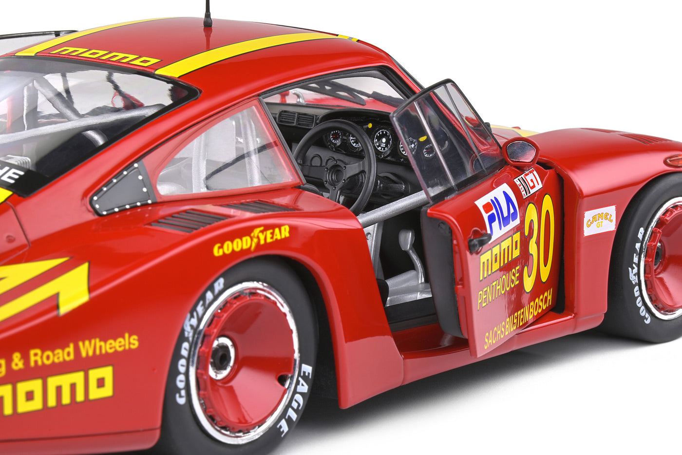 Solido: 1981 Porsche 935 Mobydick MOMO (1:18)