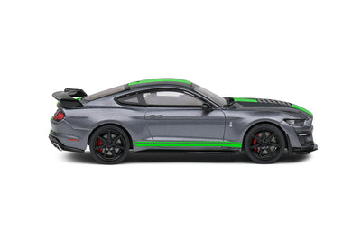 Solido: Shelby Mustang GT500 - Grey Neon Green – 2020 (Scale 1:43)