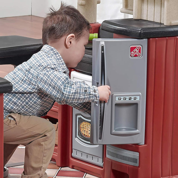 Step2 Grand Walk-in-Kitchen – Krazy Caterpillar