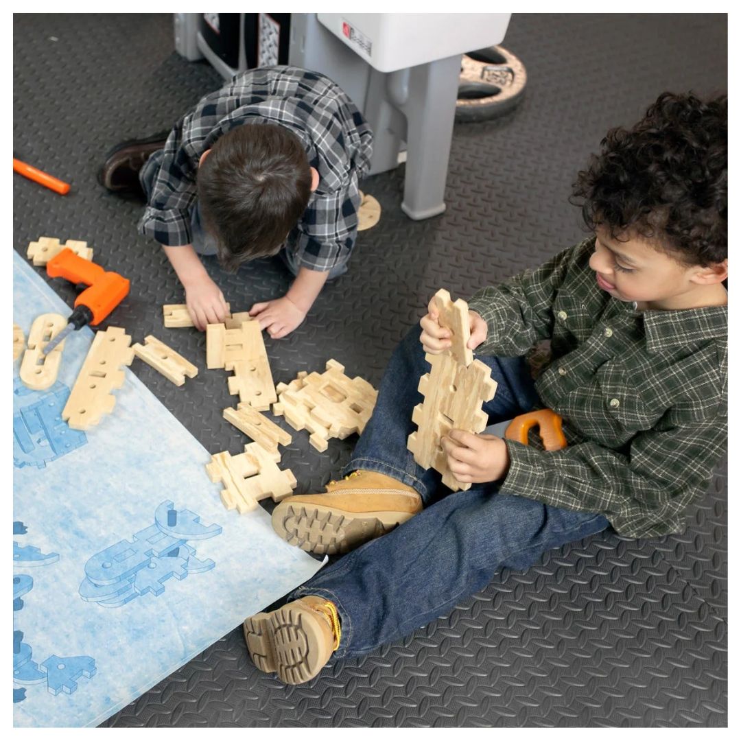 Step2: Pro Play Workshop & Utility Bench™