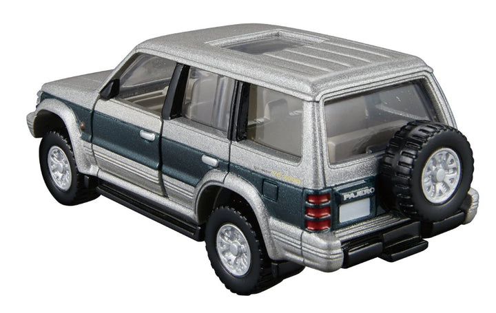 Tomica Premium #04 Mitsubishi Pajero – Krazy Caterpillar