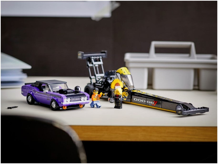 LEGO® Speed Champions #76904: 1970 Mopar Dodge//SRT Top Fuel dragster and Dodge Challenger T/A