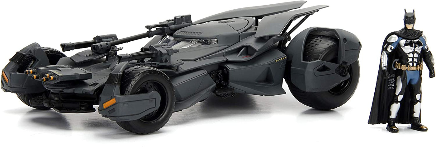 Justice League Batmobile & Batman (1:24 Scale) | Jada Toys