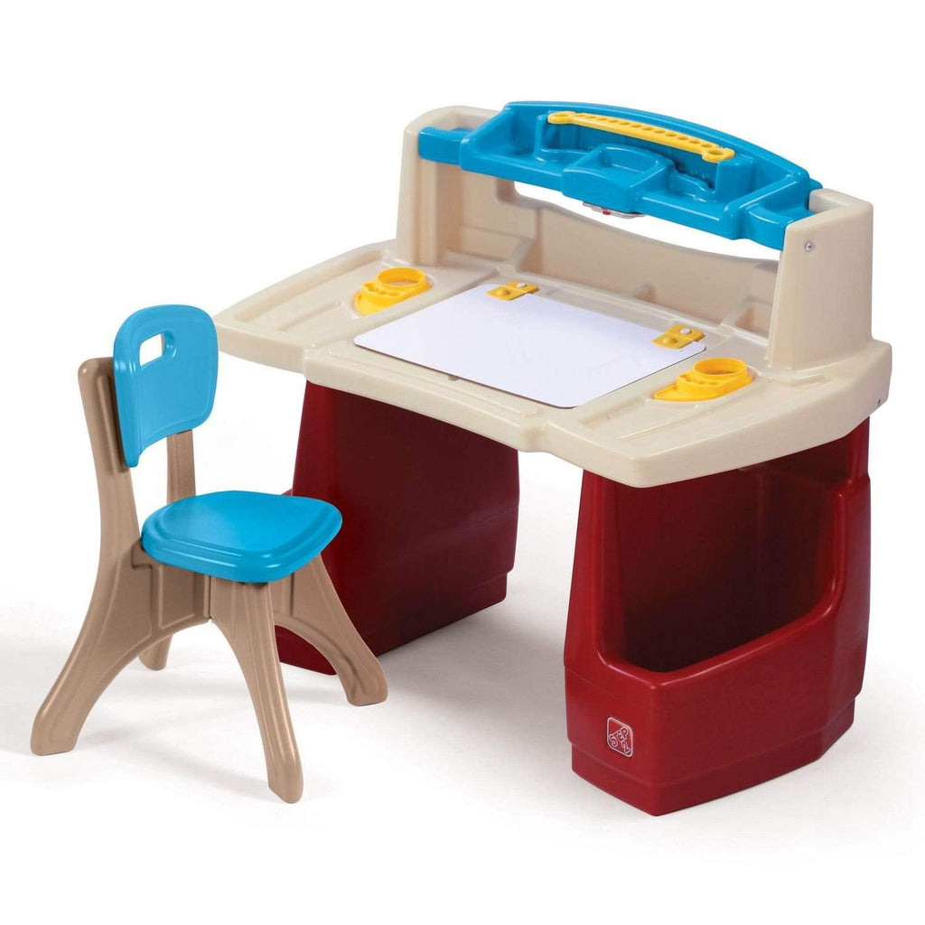 Step2: Deluxe Art Master Activity Desk