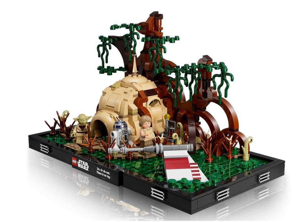 LEGO® Star Wars™ #75330: Dagobah™ Jedi™ Training Diorama