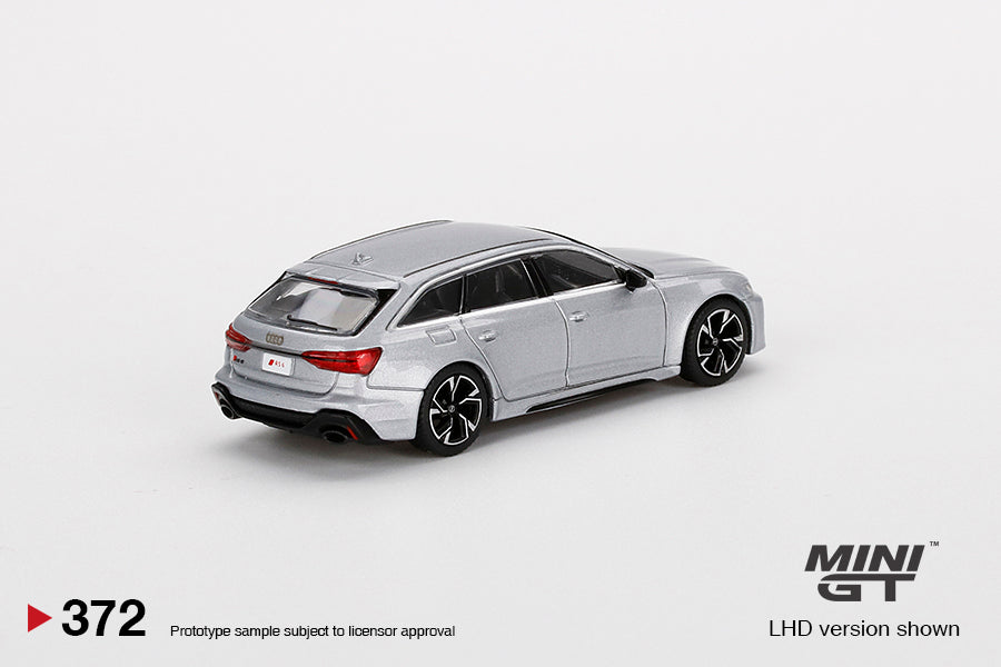 MINI GT Audi RS 6 Avant 4台セット Audi RS 6 Avant Carbon Black Edition Florett Silver - 1:64 | Mini