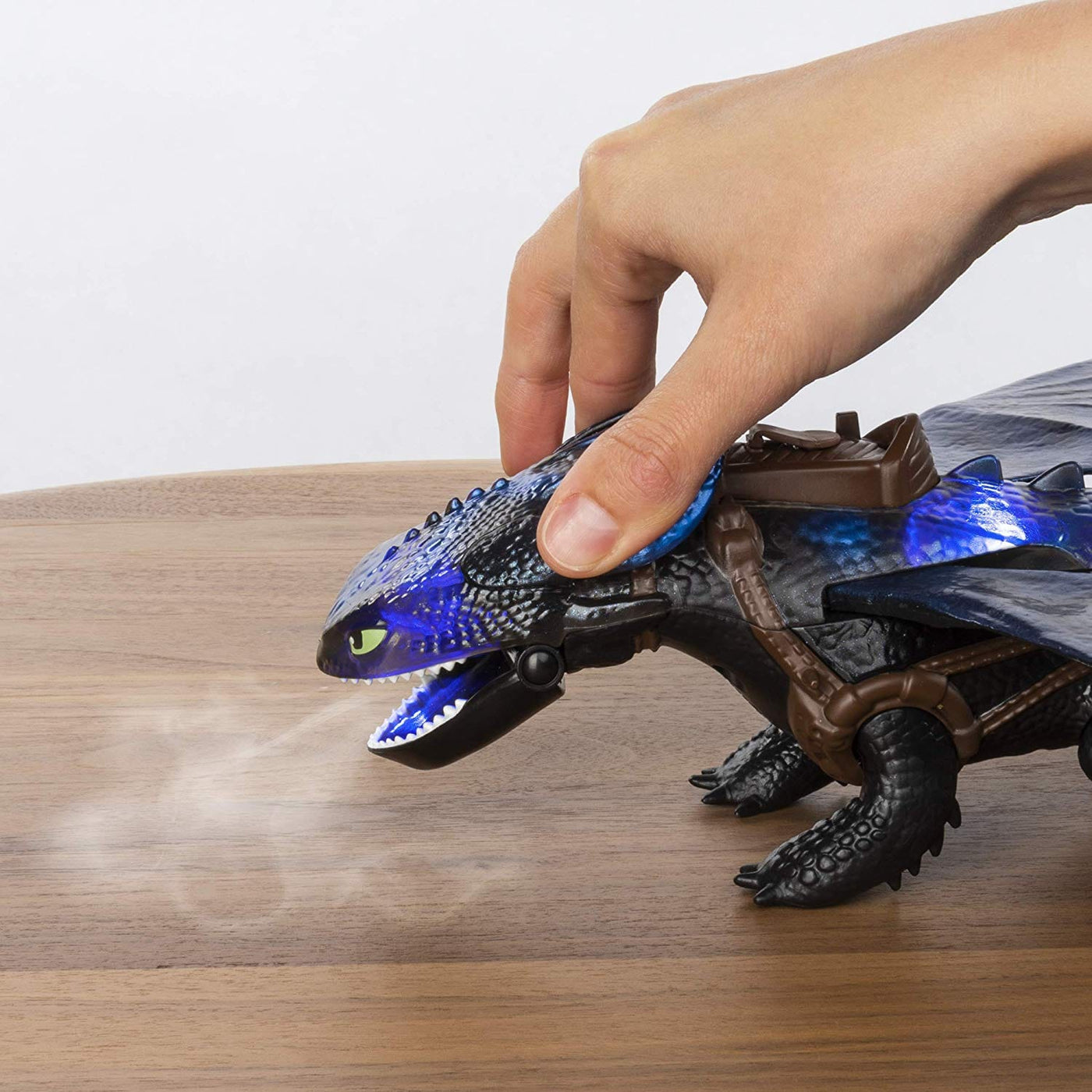 Giant Fire Breathing Toothless | How To Train Your Dragon by Spin Master Toy