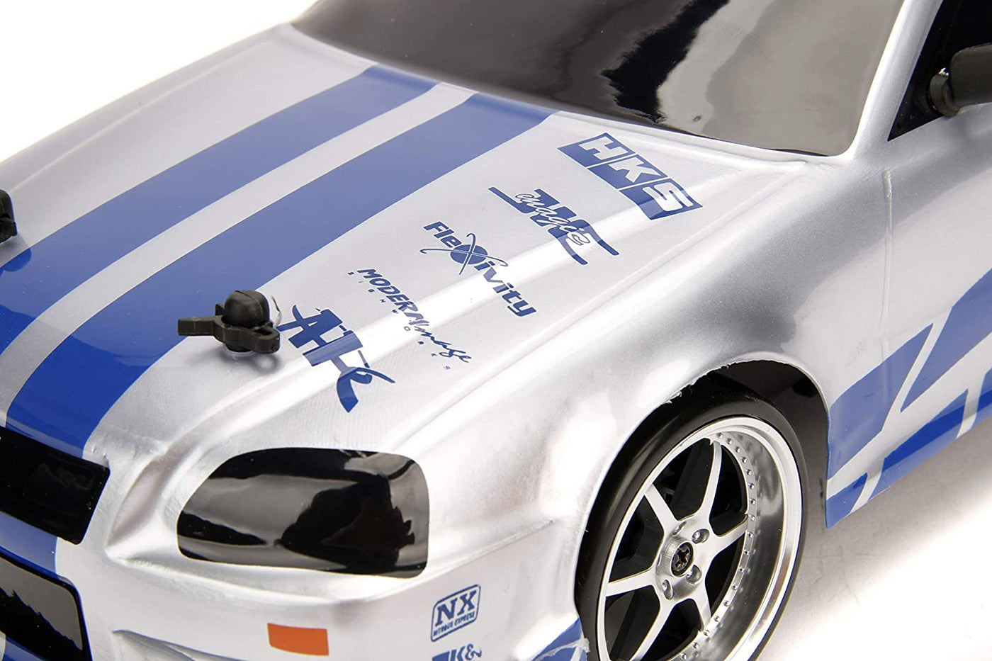 Fast & Furious Brian's Nissan Skyline GT-R (BNR34) (1: 10 Scale) | Jada Toys