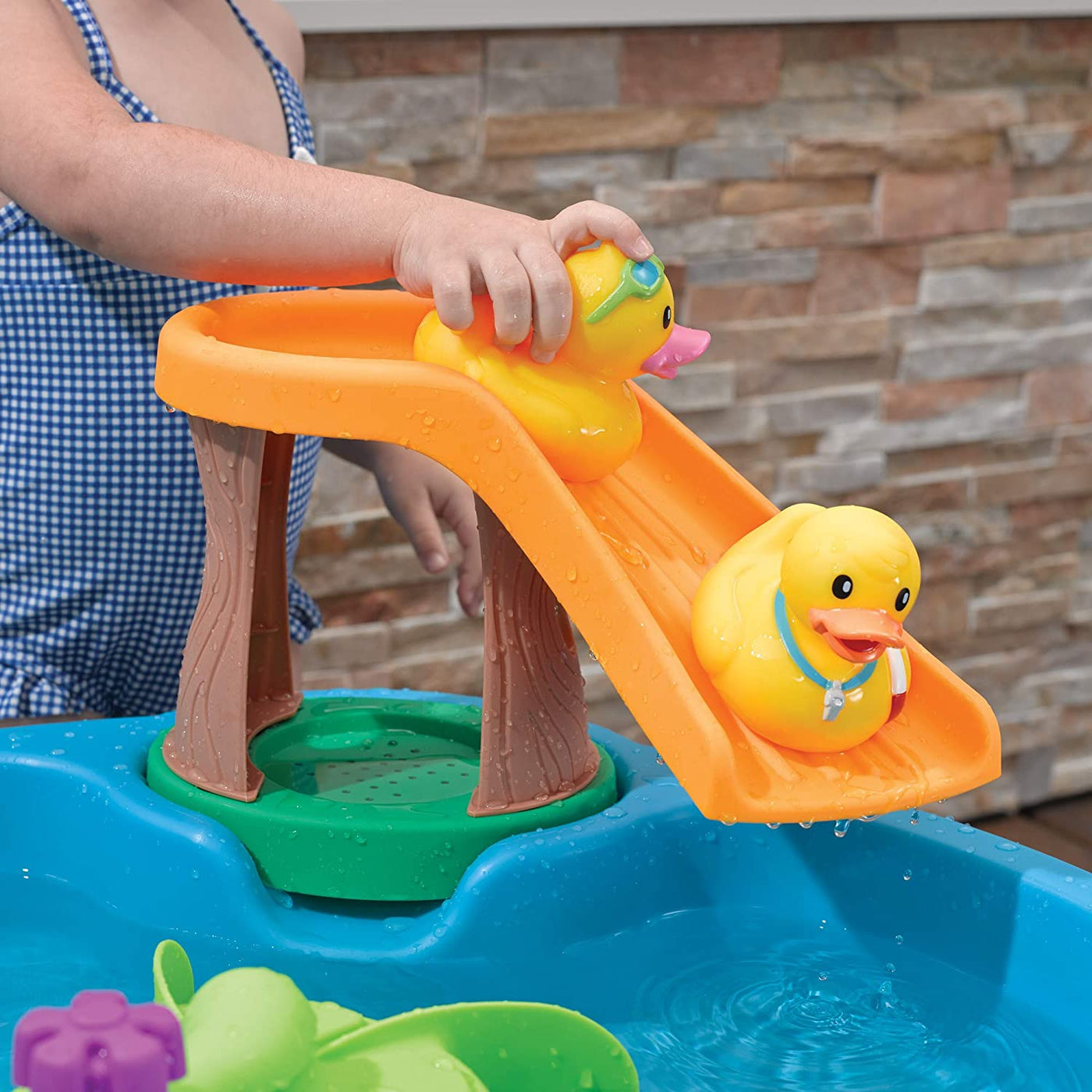 Duck Pond Water Table | STEP2