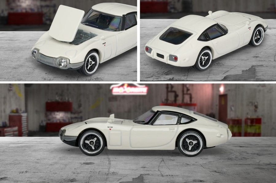 Vintage Toyota 2000 GT + Collectors Card | Majorette – Krazy