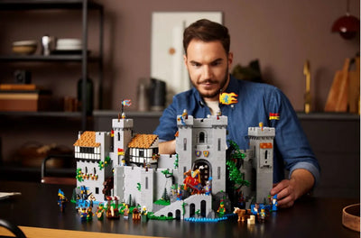 LEGO® Icons #10305: Lion Knights' Castle