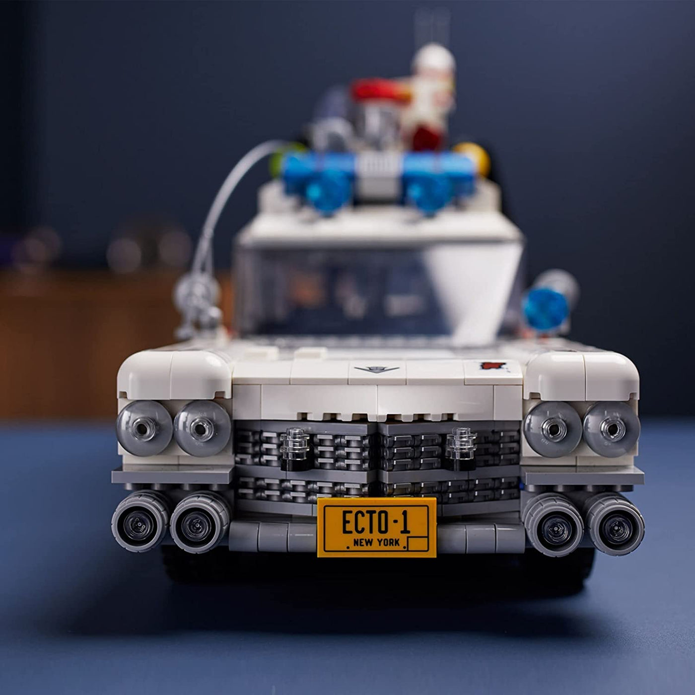 Ghostbusters™ ECTO-1: 10274 Creator - 2352 PCS | LEGO®