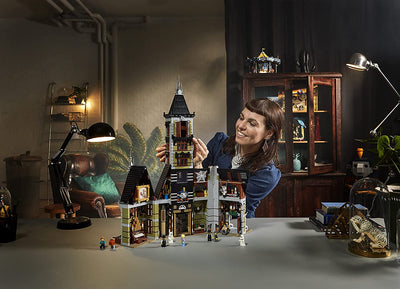 Haunted House: 10273 Creator - 3231 PCS | LEGO®