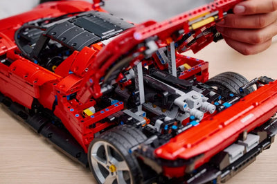 LEGO® Technic™ 42143: Ferrari Daytona SP3