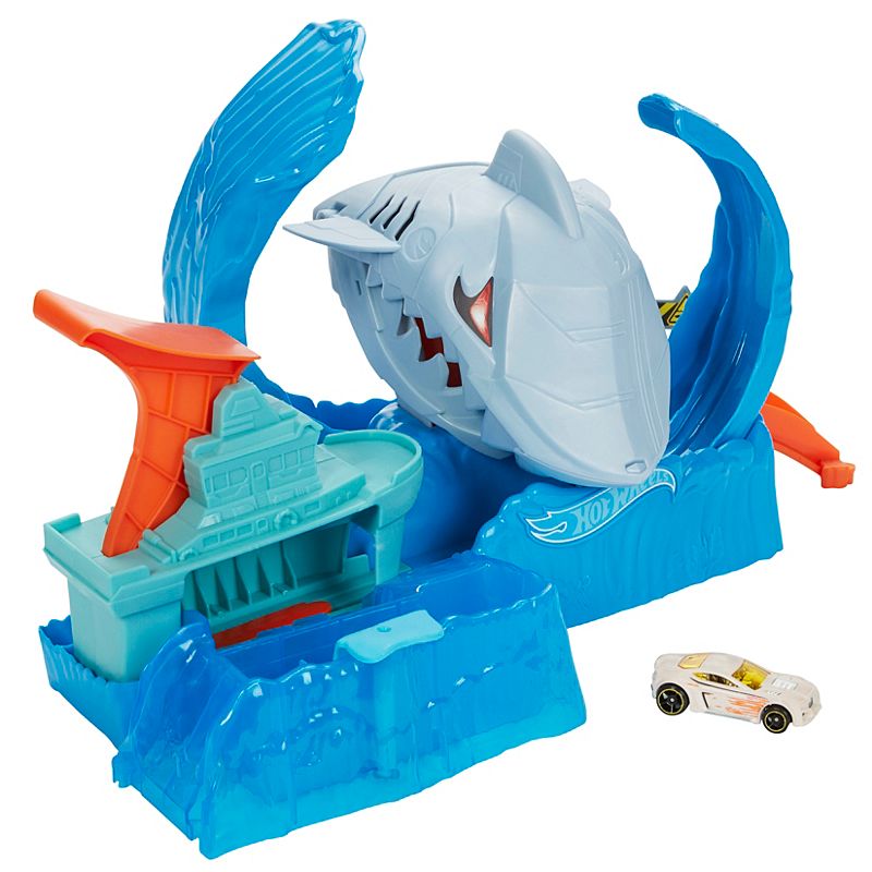 Robo Shark Frenzy Play Set | Hot Wheels®