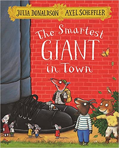 The Smartest Giant in Town - Board Book | Julia Donaldson by Macmillan Book